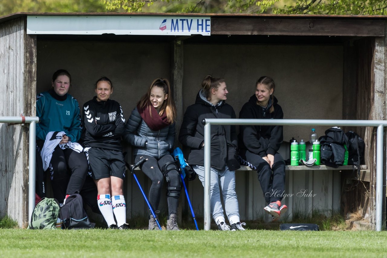 Bild 106 - Frauen SV Henstedt Ulzburg2 : TSV Schoenberg : Ergebnis: Abbruch